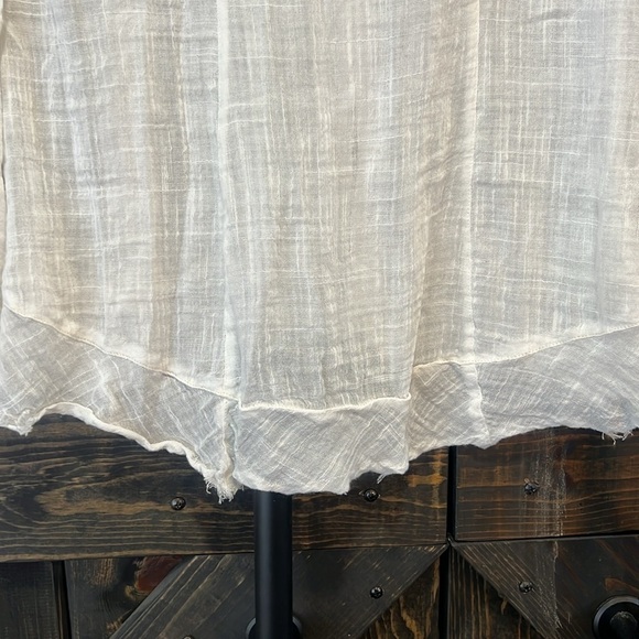 Free People Greta Gauze Top M Ivory Button Front Bell Sleeves Lightweight Sheer - Picture 9 of 15